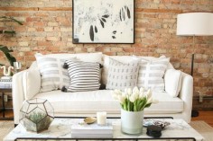 The Everygirl Co-founder Danielle Moss' Chicago Apartment Tour #theeverygirl