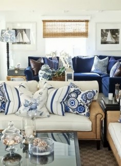 The Glam Pad: 20 Blue and White Family/Living Rooms : Dream Living Room