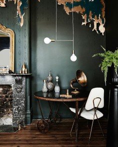 Today we see 4 color trends developed by New Zealand based paint company Dulux and what intrigues me most, is who thinks what comes next when and what similarity you can find between the different tastemakers and trend experts.
