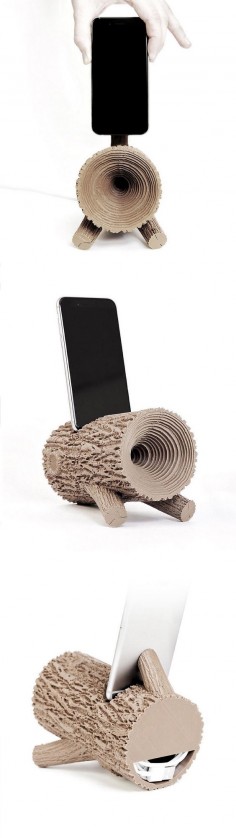 Tree Trunk Amplifier, 3D printed in real wood. Designed by Matthijs Kok.