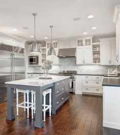 White & marble kitchen with grey island