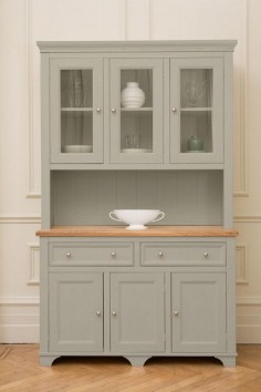 Wow! The Woburn Welsh Dresser. The traditional #WelshDresser we all know & love - with a modern twist. This one is painted in Saltmarsh.