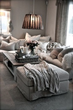 YES PLEASE! I want to just plop down on this lovely pile of pillows and fluffy blankies and snuggle up!!!! ♥