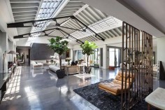 Loft style Talisman penthouse in London Talismanic Conversion: Dream Apartment in Revamped London Warehouse